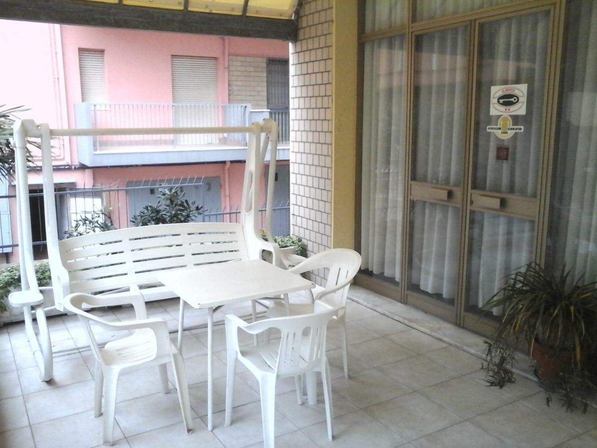 Residence Edera Rimini Exteriér fotografie