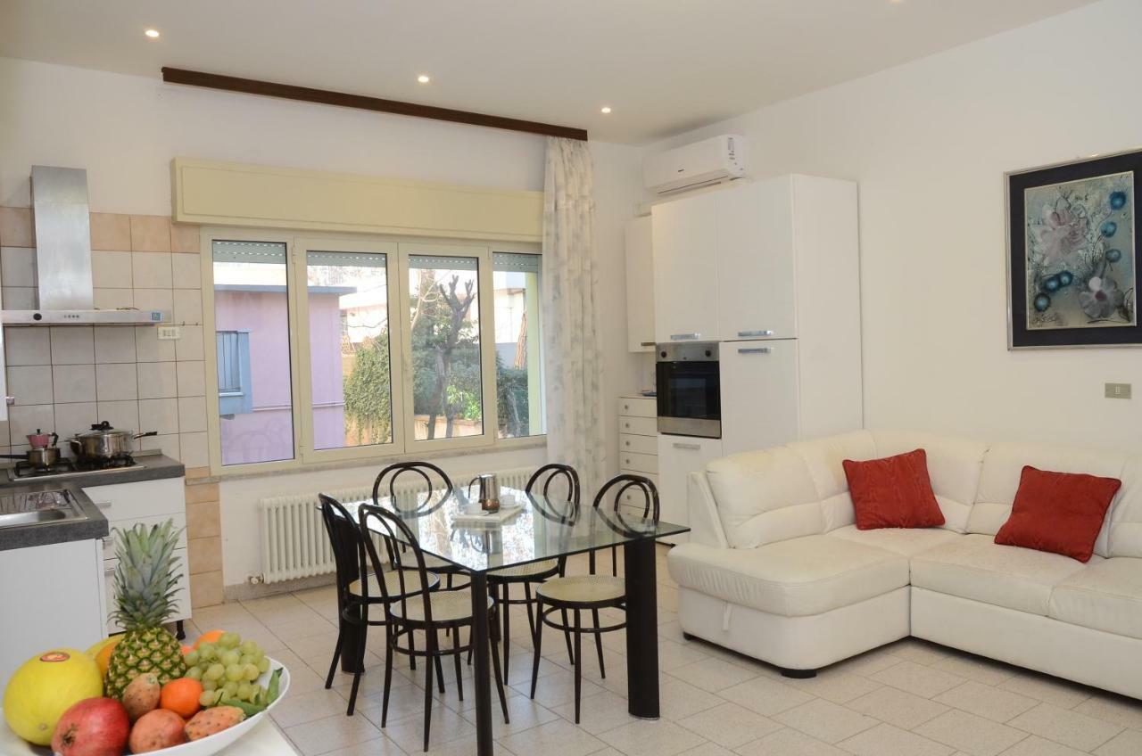 Residence Edera Rimini Exteriér fotografie
